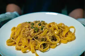 鲜而不腥！风味独特的凤尾鱼意大利扁面，越吃越上瘾！