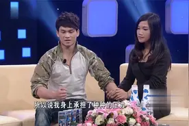 真情：富家女千里苦寻穷小子，二人上台痛哭，真相背后让全场泪目视频封面