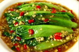 生菜百吃不腻的家常做法，脆嫩爽口，鲜香入味，上桌就被扫光