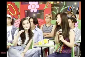 乖巧可爱的陈德容，古灵精怪的谢金燕。你们更喜欢哪个类型的？视频封面