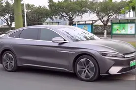 提车开了半年 告诉你汉EV选哪款车性价比最高