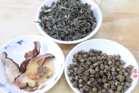 男性朋友常用3味中药煮水泡脚，滋补肝肾、固精止泻，强壮身体！