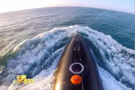 海军提升政治工作对备战打仗贡献率视频封面