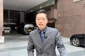 揭秘 — 香港的劳力士和内地的差距？#手表 #香港