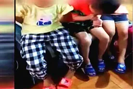 父亲懒惰又整天酗酒，母亲绝望离开，三个孩子在父亲死后生活困难