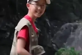 12岁男孩认识上千种昆虫成科普大神：看到喜欢的昆虫手都会颤抖