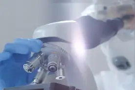 免疫力低下俄女子化疗时感染新冠 之后体内出现18种变异新冠病毒视频封面