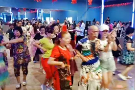 走贵阳花果园蓝宝石舞厅舞起