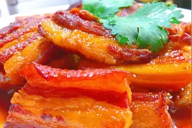 教你做正宗砂锅炖肉，糯烂鲜香入口即化，步骤简单一学就会