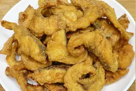 鱼肉不要炖汤红烧了，教你做椒盐香酥鱼块，外酥里嫩，金黄有食欲