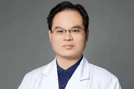 前列腺炎/前列腺疼痛久治不愈怎么办？尝试一下“四位一体疗法”视频封面