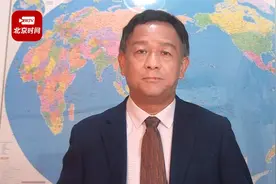 时间锐评：西安地铁保安拖拽女乘客事件，我们都需要反思！视频封面