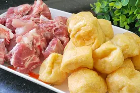 油豆腐加1斤排骨，这做法我家孩子百吃不腻，简单好吃又下饭真香