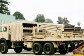 中国火箭炮成功出口南美，性能先进获赞不绝口，多国也要引进视频封面