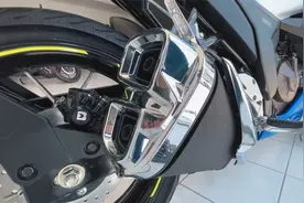 2022款铃木极客飒250，动力强劲，有ABS，颜值爆表，售价16900元视频封面