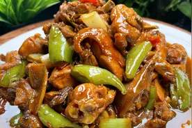 全国炒鸡看山东，山东炒鸡看临沂，厨师长教你正确做法，超级好吃视频封面