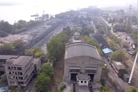 航拍正在消失的南京港浦口卸煤码头，亚洲最大的内河煤港即将消失视频封面