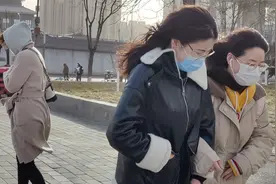 今年首场沙尘来袭！阵风七八级，北京发布大风黄色预警视频封面
