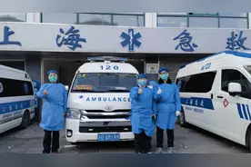 上海120一线人员：7小时出车14趟，每天带干粮和水上岗视频封面