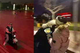 考研女孩记录学弟男友每天图书馆接自己：从四月开始，心里暖暖的视频封面