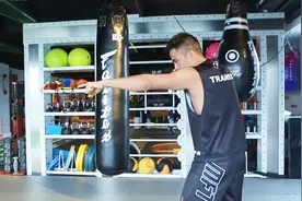 拳击菜鸟必学训练，每天坚持20分钟，有效增强实战经验