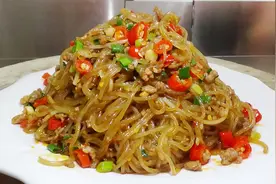 大厨教你蚂蚁上树的正宗做法，看着就有食欲，比吃肉都香