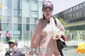 育儿大作战：姐姐带弟弟外出，弟弟竟说姐姐是妈妈，姐姐尴尬！