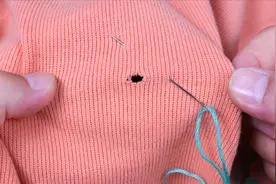 衣服破洞不会缝？教你手工刺绣针法，和机器缝的一样精致，真漂亮