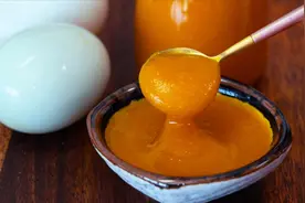 10颗咸蛋黄做成酱！金黄流沙，香到流油，鲜到尖叫！