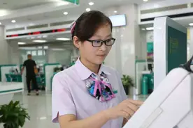 银行卡里还有几千块钱，卡却被注销了，钱怎么办？答案在这儿视频封面