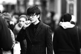 许嵩《拆东墙》：借古喻今，引人深思