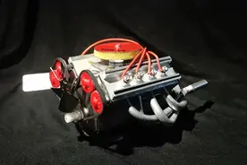 看达人如何手工打造 v8引擎模型 摆件