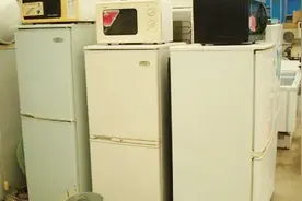 旧冰箱别当废品卖掉了，放家里特“值钱”！男女人都抢着用，学学视频封面