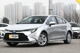 全球销冠 VS 口碑皇帝 日系皮实雷凌 德系靠谱宝来谁更值？视频封面