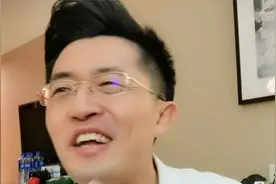 被人赞美别不好意思，这三种回应让人立刻喜欢你！视频封面