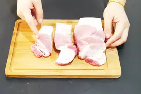 买来的猪肉不用放冰箱，肉贩老板教我两招，保存一个星期都很新鲜视频封面