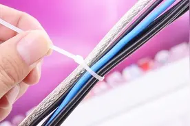 原来这才是解扎带的正确方法，用手一碰就打开，再也不用使蛮劲了