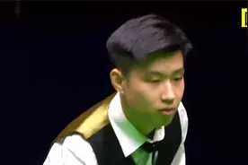 赵心童再次血战丁俊晖，炫酷杆法红球应声落袋，太疯狂了视频封面