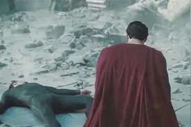 四分钟看《超人：钢铁之躯》，红色底裤不再外穿视频封面