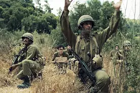 眼泪山谷之战：现代主战坦克以少胜多经典战例！真实事件改编视频封面