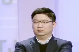男友出去打牌 女友生气把男友手机给摔了 男友竟动手掐女友脖子视频封面