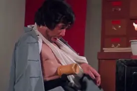 勇者无惧：拔火罐我就服黄飞鸿，这一套行云流水，包治百病太酸爽