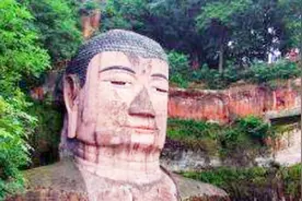 四川乐山大佛特大发现！胸前发现密室，出土之物揭开千年谜团！视频封面