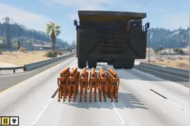 车祸模拟器281：两种怪兽挖矿车对比，哪个性能更好？