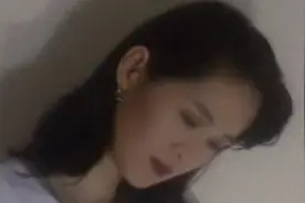 关淑怡这首《深夜港湾》，简直无法挑剔视频封面