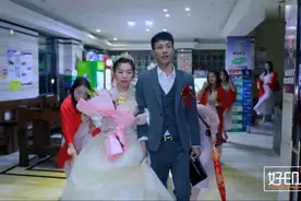 广东一帅哥迎亲，带着新娘出门了，伴娘团个个青春靓丽视频封面