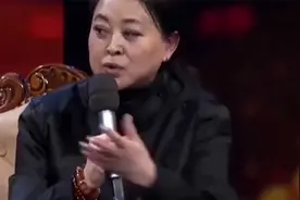 倪萍儿子近日罕见曝光,从小患病被人当傻子,留学归来逆袭为高富帅视频封面