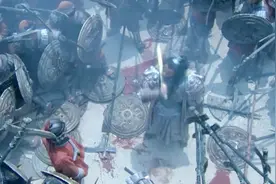 项羽自刎惨遭分尸，一小兵只得到一条腿就被封侯，后代相当厉害视频封面