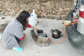 全家自驾游，户外旅行做饭10分钟搞定，都吃的太香了！