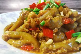 这才是茄子简单又好吃的做法，清爽不油腻，吃一口满嘴流香视频封面